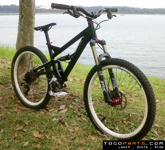 Azonic sales evolution bike