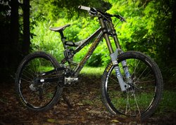 COMMENCAL SUPREME KICK ASS DH | Togoparts Rides
