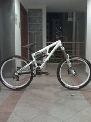 Commencal furious | Togoparts Rides