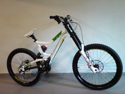 Commencal Supreme DH | Togoparts Rides