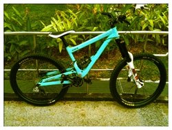 Commencal Supreme Racing 09 | Togoparts Rides