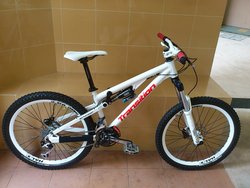 Transition Bottlerocket (Sold) | Togoparts Rides