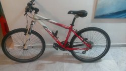 WTS *17 GIANT Bicycle White/Red | Togoparts Rides