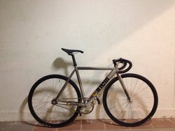 Cinelli Bolt | Togoparts Rides