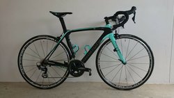 Bianchi Oltre XR3 | Togoparts Rides