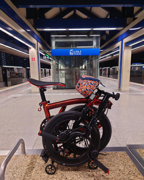 Brompton M6L Flame Lacquer Black Edition  | Togoparts Rides