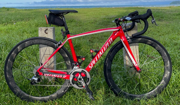 My Red Wormie | Togoparts Rides