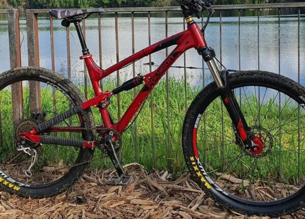 Polygon Siskiu D5 | Togoparts Rides