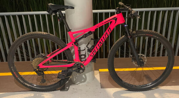 Speciazlied Epic Comp Carbon 29er | Togoparts Rides