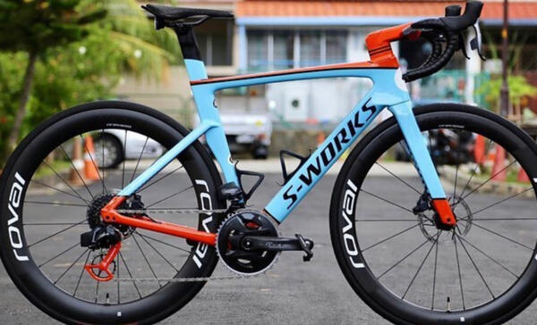 S-Works Venge Gulf Edition 2021. | Togoparts Rides