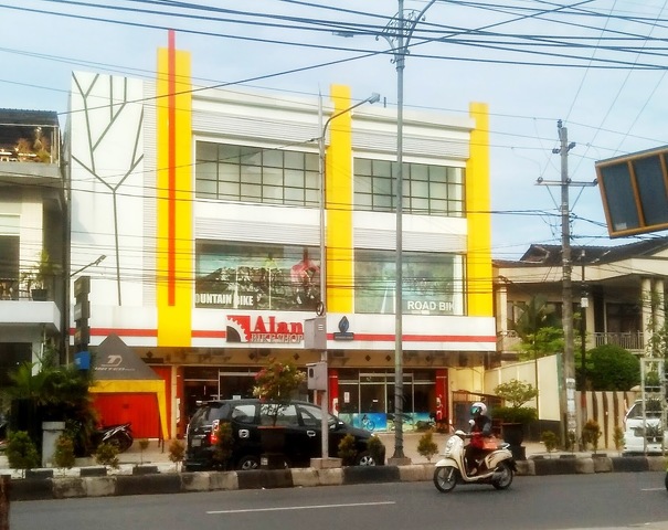alan bike shop