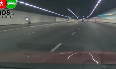 Rider Spotted Riding e-Scooter Along KPE!