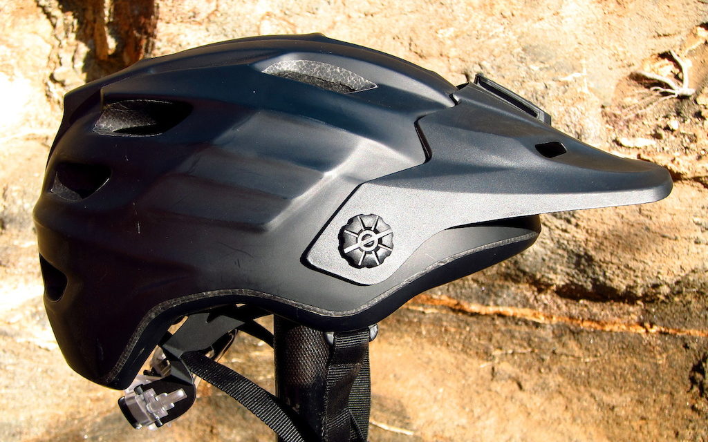 Eurobike 2014 – The New 2015 Range – Kali Protectives