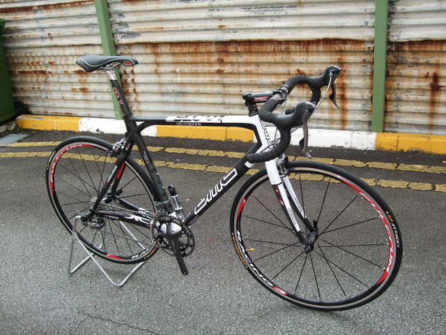 BMC SLC01 弱虫ペダル1巻 表紙モデル ロードバイク フルカーボン