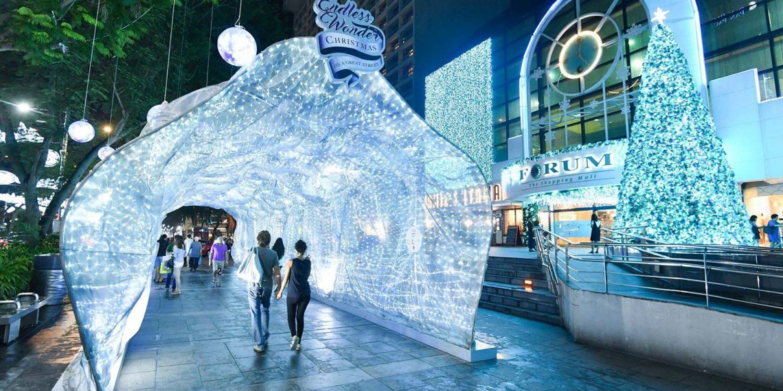 5 Best Places to Visit for Christmassy Lightups in Singapore