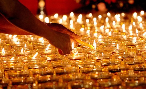 Vesak Day: Where to See the Shrines, Dine & Candlelit Lines